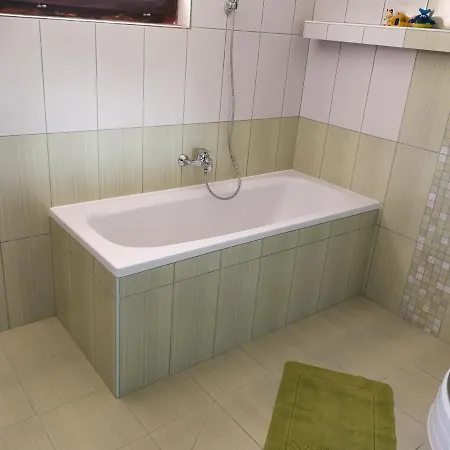 Vakantiehuis Malompatak Haz *